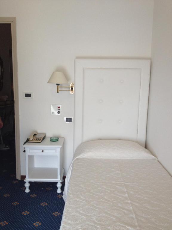 Hotel Tirreno Forte dei Marmi Cameră foto